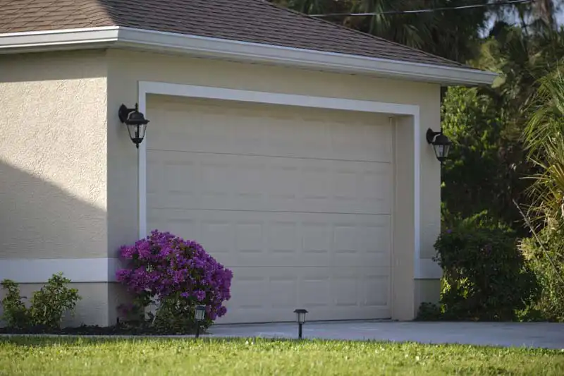 How Professional Garage Door Cable Repair Improves Longevity in Holtville, CA